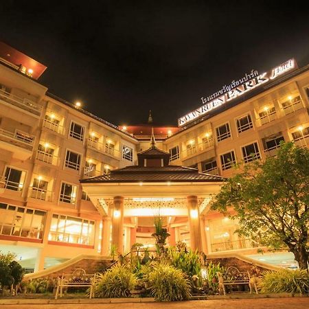 Hotel Kwan Ruen Park Nakhonratchasima Exterior foto